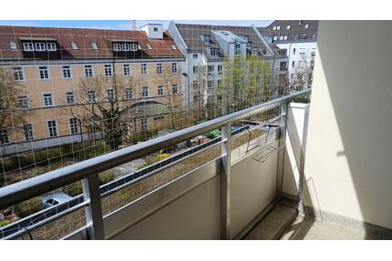 München-Haidhausen: freies 1-Zimmer-Appartment mit TG
