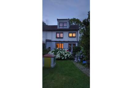 Haus zum Kaufen in Oberhausen 549.000,00 € 123 m²