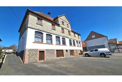 Haus zu Kaufen in Herbstein - 799.000,00&nbsp;EUR Kaufpreis, ca.&nbsp; 480,00&nbsp;m&sup2; in Herbstein (PLZ: 36358)