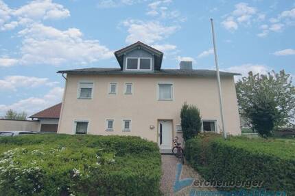 Wohnhaus mit großem Grundstück in ruhiger Lage von Buchhofen