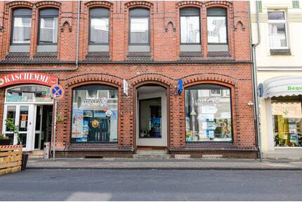 Ladenlokal in guter Lage von Leverkusen-Opladen * ca. 79,21 m² Gesamtfl. * ca. 59,38 m² Verkaufsfl. * 2 Schaufenster ...