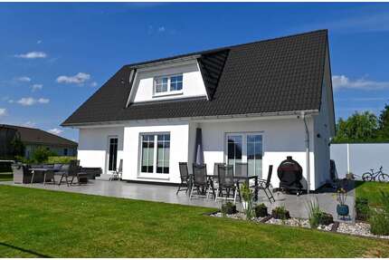 Haus zum Kaufen in Pantelitz 700.000,00 € 144.42 m²