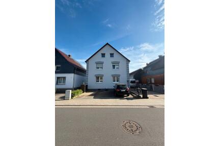 Einfamilienhaus in Nidderau - 1.150.000,00&nbsp;EUR Kaufpreis, ca.&nbsp; 160,00&nbsp;m&sup2; in Nidderau (PLZ: 61130)