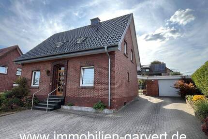 Einfamilienhaus mit Garten, Nebengebäude und Garage in Groß-Reken