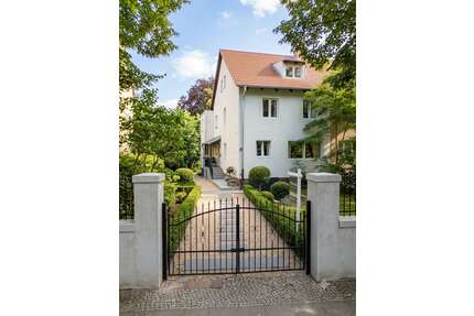 Haus zum Kaufen in Berlin 1.598.988,00 € 320 m²