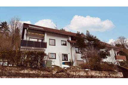 Schöne 2,5 Zimmer Wohnung mit Terrasse und Gartenanteil - Schwäbisch Gmünd