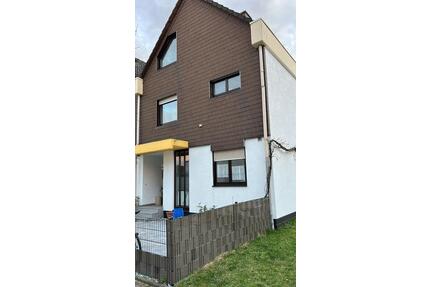 *Provisionfrei* - Gepflegtes Einfamilienhaus mit 5 Zimmern und Ga - Schifferstadt