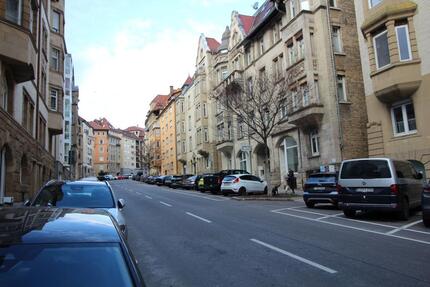 Stuttgart-West: 3-Zimmer-Hanggeschoss-Wohnung im Stilaltbau!