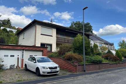 Haus zum Kaufen in Wiesbaden 798.000,00 € 200 m²