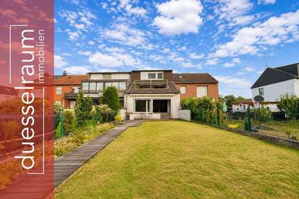 Haus zum Kaufen in Kaarst Holzbüttgen 770.000,00 € 288 m² - Kaarst / Holzbüttgen
