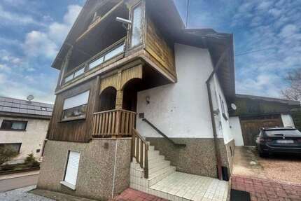 Haus zum Kaufen in Lebach, Aschbach 139.000,00 € 150 m²