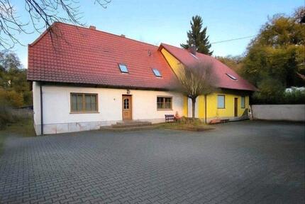 3200 qm Einfamilienhaus + Anbau älteres Haus - Rauhenebrach