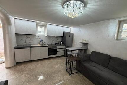 Moderne, cool möblierte Souterrain Wohnung - Stockach