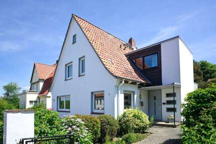 Haus zum Kaufen in Buxtehude 449.000,00 € 209 m²