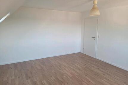 Sonnige zwei Zimmer Wohnung nahe Bah hog - Jettingen-Scheppach