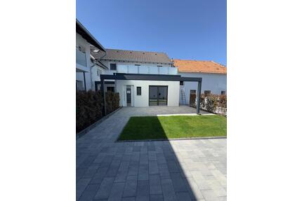 4-Zimmer-Wohnung im EG mit Terrasse - Erstbezug nach Sanierung - Heinsberg