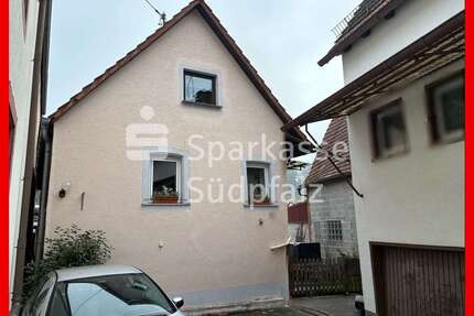 Haus zum Kaufen in Dernbach 178.000,00 € 170 m²