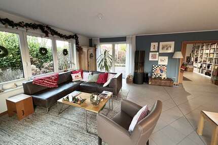 Haus zum Kaufen in Zetel 365.000,00 € 124 m²