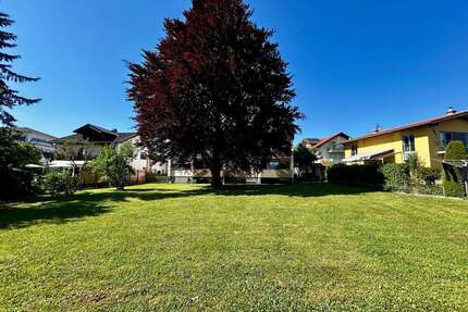 Grundstück zu verkaufen in Stephanskirchen Schloßberg 675.000,00 € 584 m² - Stephanskirchen / Schloßberg