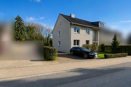 Großzügiges Mehrfamilienhaus mit 1.172 m² Grundstück - Rheinberg