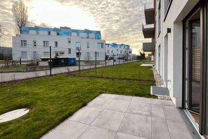 Wohnung zum Mieten in Berlin 906,19 € 38.39 m²