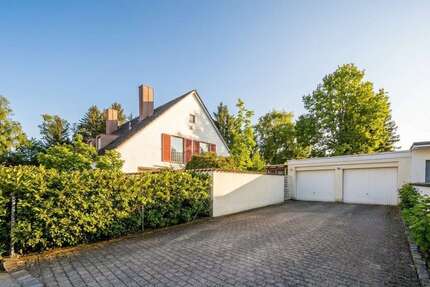 Haus zum Kaufen in München 1.149.000,00 € 182.75 m²