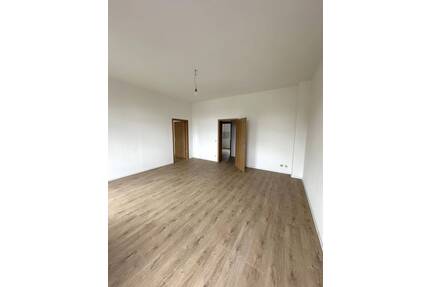 ++Frisch sanierte 3-Raumwohnung ab sofort++ - Zwickau Bahnhofsvorstadt