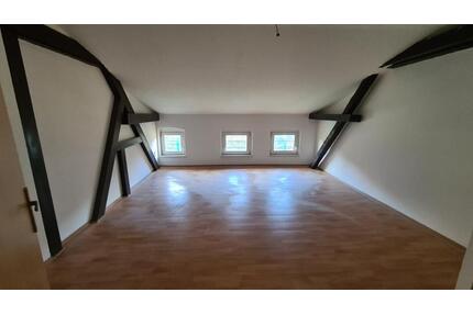 2 Raum Wohnung im Dachgeschoss in Zimmerstr. 13 - Weißenfels
