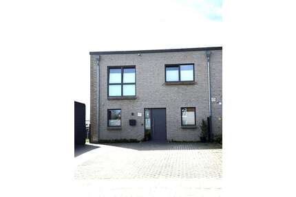 Haus zum Kaufen in Harrislee 549.000,00 € 141 m²