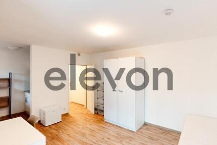 Möbliertes WG-Zimmer in zentraler Lage für Studenten und Azubis - Köln Mülheim