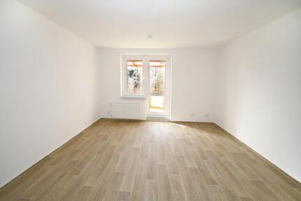 Moderne 3 – Raumwohnung mit Balkon in ruhiger Lage - Eisleben (Lutherstadt)