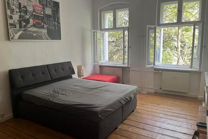 Möblierte 2 Zimmer Altbauwohnung in Charlottenburg - Berlin Charlottenburg-Wilmersdorf