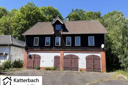 Haus zum Kaufen in Oker 87.000,00 € 141 m²
