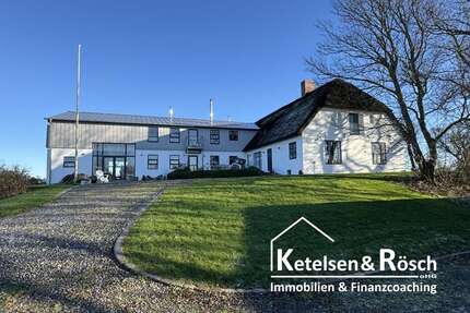 Haus zum Kaufen in Pellworm 2.950.000,00 € 573 m²