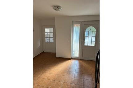 Doppelhaushälfte zur Miete - 1.050,00&nbsp;EUR Kaltmiete, ca.&nbsp; 132,00&nbsp;m&sup2; in Seehausen (Altmark) (PLZ: 39615)
