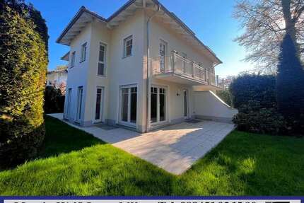 Haus zum Mieten in Berg 3.295,00 € 197.64 m²