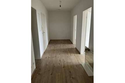 Wohnung zum Mieten in Marl 549,00 € 70.29 m²