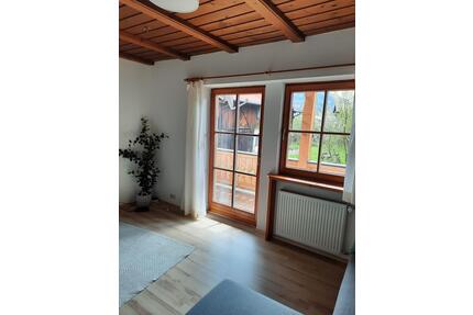 2,5 Zimmerwohnung mit EBK, 2 Balkonen und Stellplatz - Reit im Winkl