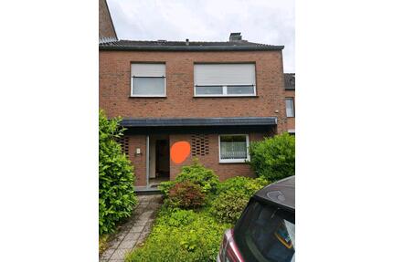 Reihenhaus zu verkaufen! - 330.000,00&nbsp;EUR Kaufpreis, ca.&nbsp; 111,00&nbsp;m&sup2; in Voerde (Niederrhein) (PLZ: 46562)