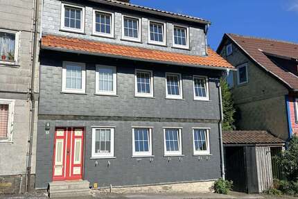 Haus zum Kaufen in Clausthal-Zellerfeld 179.000,00 € 165 m²