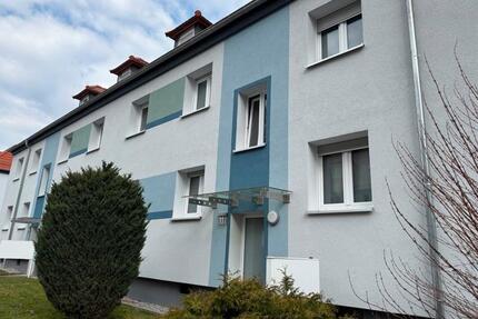 Modernisierte 2-Zimmerwohnung im 1. Obergeschoss der Friedenstraße - Villingen-Schwenningen