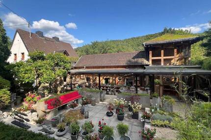 Traumimmobilie mit exklusivem Gartenparadies u. einzigartigem Ambiente zu verkaufen! - Idar-Oberstein