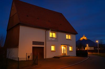 WOHNEN MIT BURGBLICK UND VIEL PLATZ - Bisingen