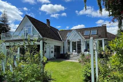 Haus zum Kaufen in Neuberend 349.000,00 € 175 m²