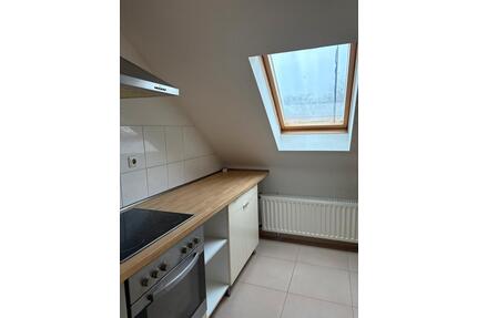 Ruhig gelegene 2 Zimmer-Dachgeschoss Wohnung - Wuppertal Gemarkung Elberfeld