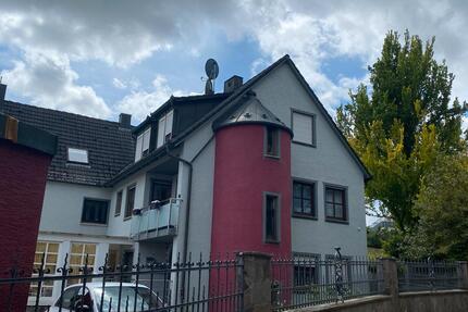 Mehrgenerationenhaus - 599.999,00&nbsp;EUR Kaufpreis, ca.&nbsp; 199,00&nbsp;m&sup2; in Estenfeld (PLZ: 97230)