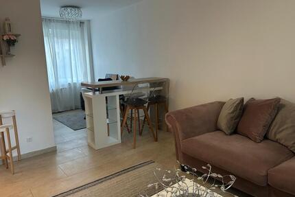 2-Zimmer-Wohnung, möbliert, Balkon & EBK, Top-Lage - Berlin Tempelhof-Schöneberg