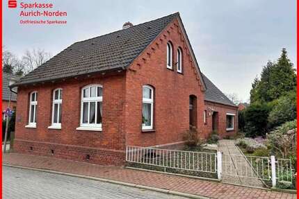 Haus zum Kaufen in Krummhörn 158.000,00 € 135 m²