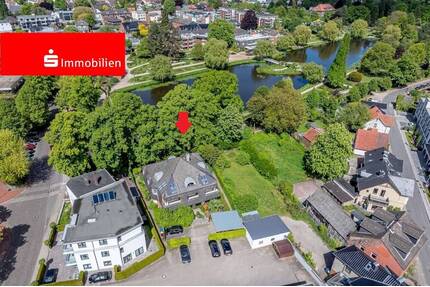 Besondere und großzügige Dachgeschosswohnung in unmittelbarer Nähe des Rosariums...! - Uetersen