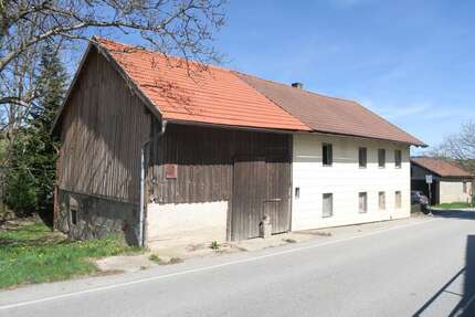 Haus zum Kaufen in Tiefenbach 119.000,00 € 95 m²